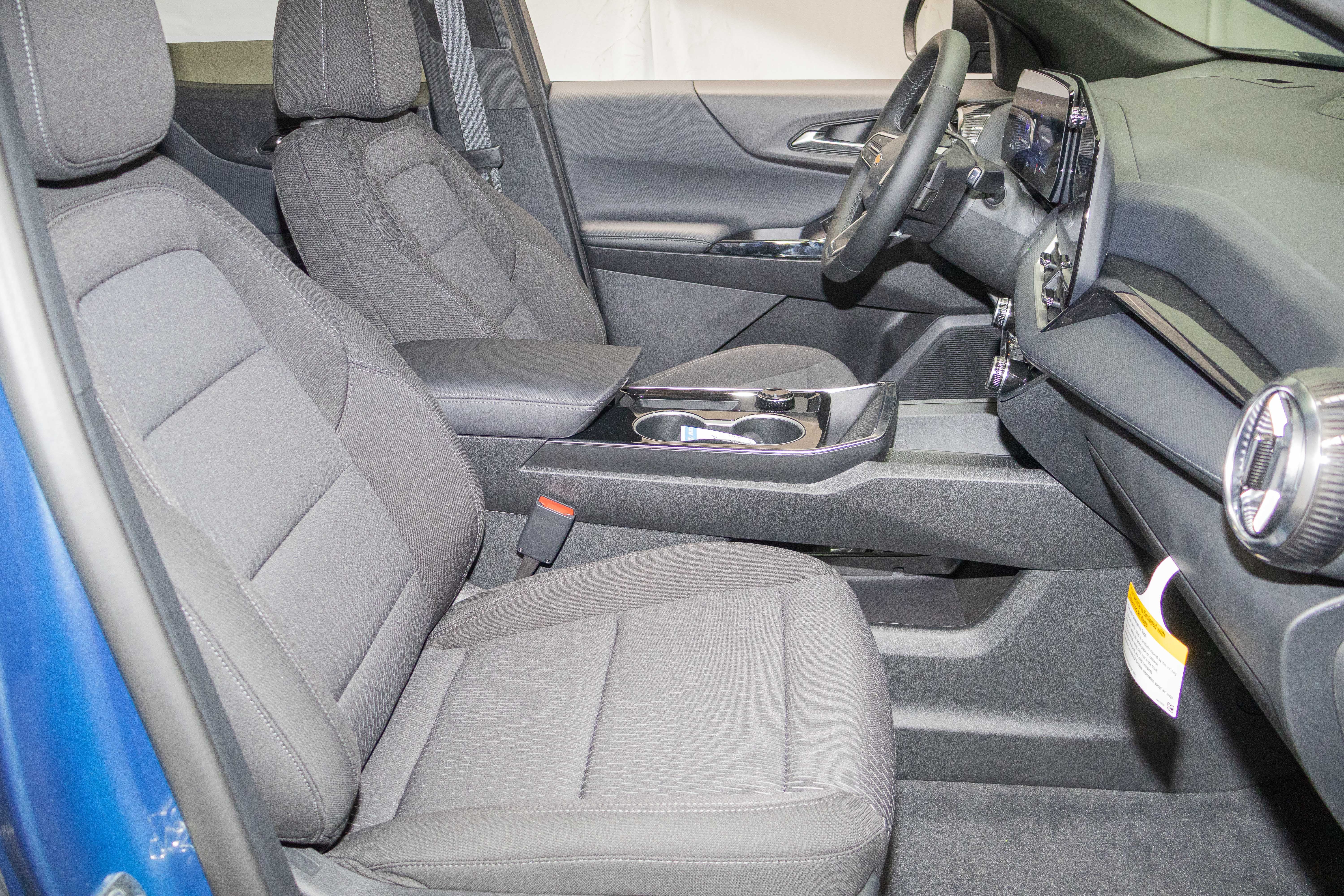 2026 Chevrolet Equinox LT - Photo 11