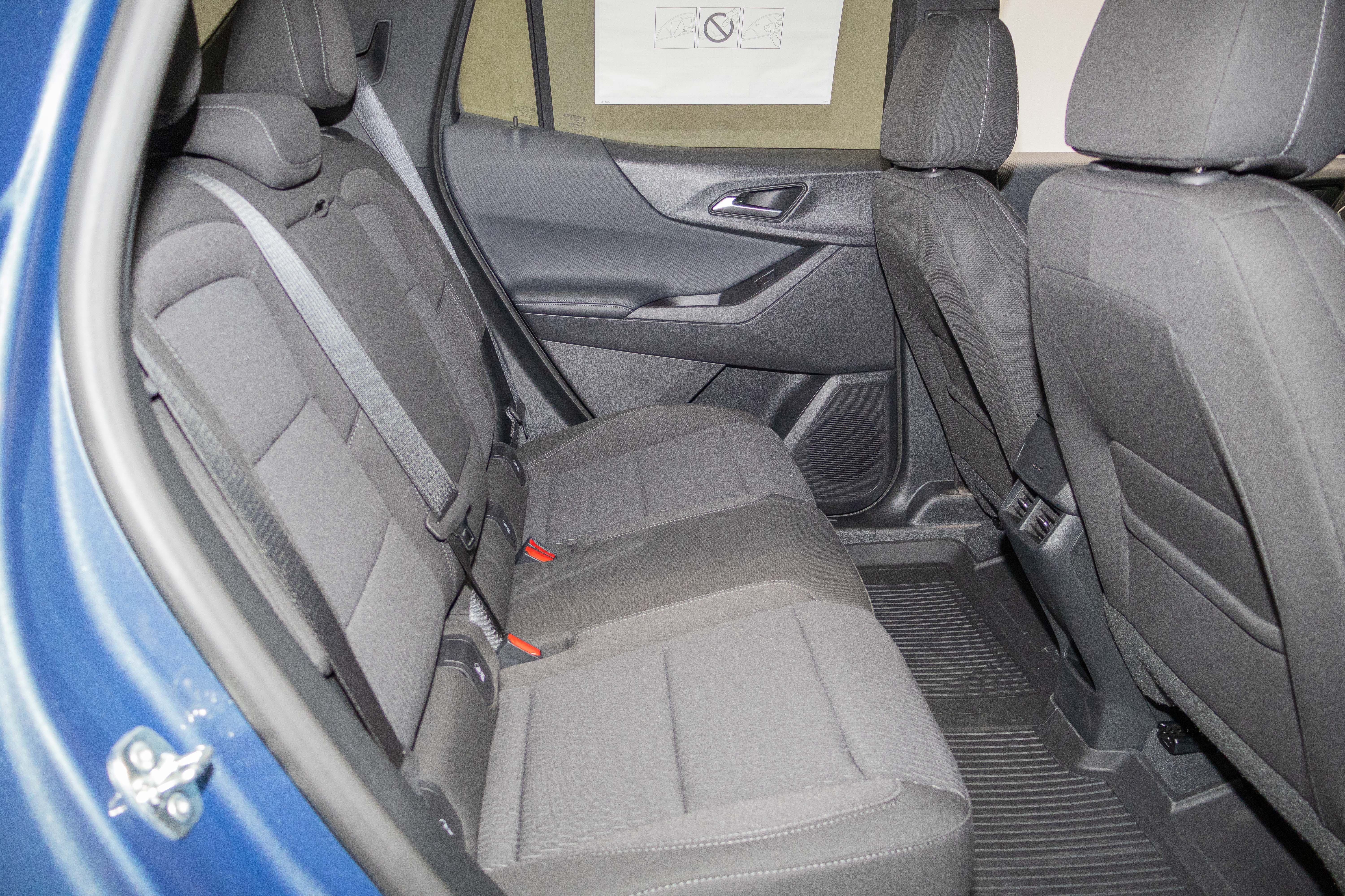 2026 Chevrolet Equinox LT - Photo 12