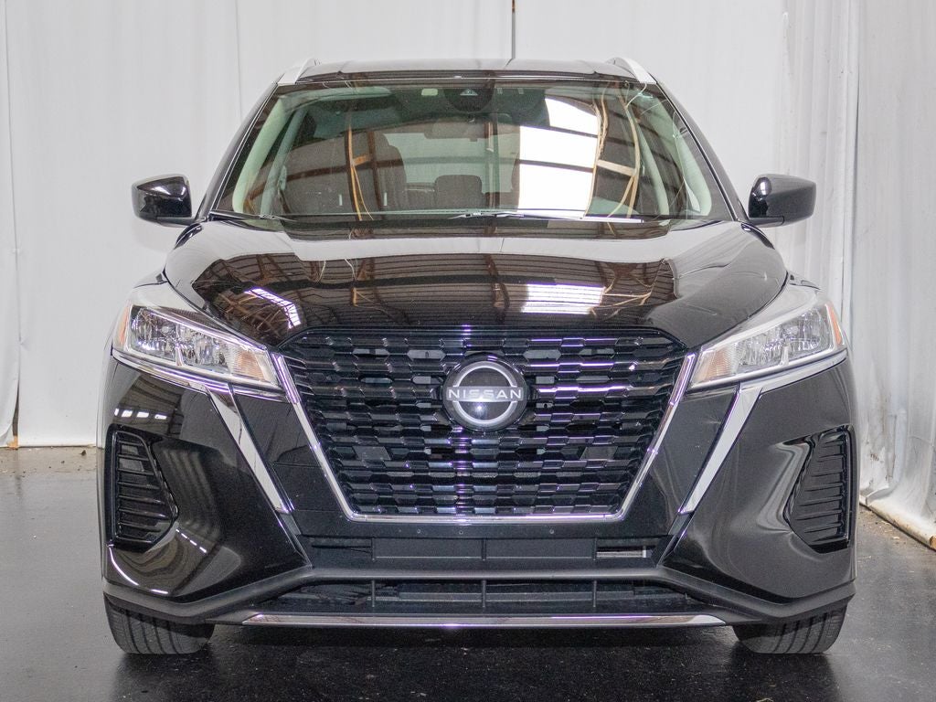 2022 Nissan Kicks SV
