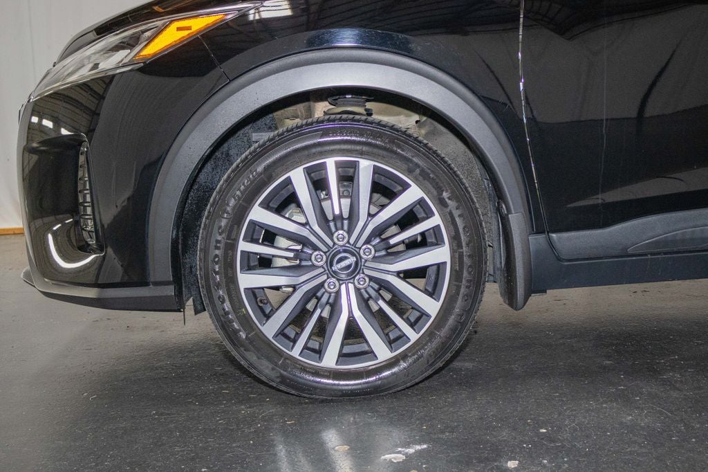 2022 Nissan Kicks SV