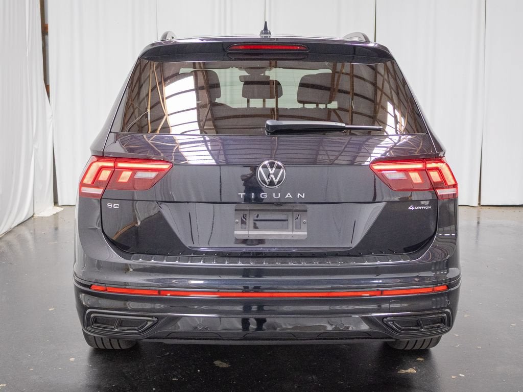 2023 Volkswagen Tiguan SE R-Line Black