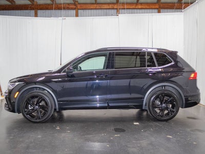 2023 Volkswagen Tiguan SE R-Line Black