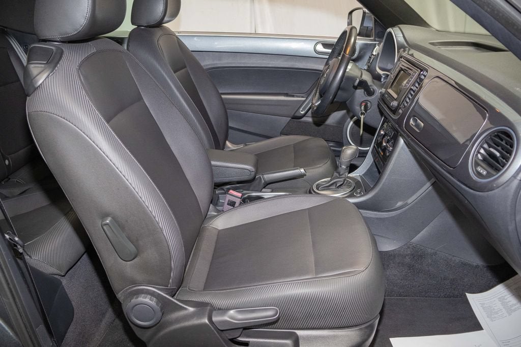 2018 Volkswagen Beetle Convertible S