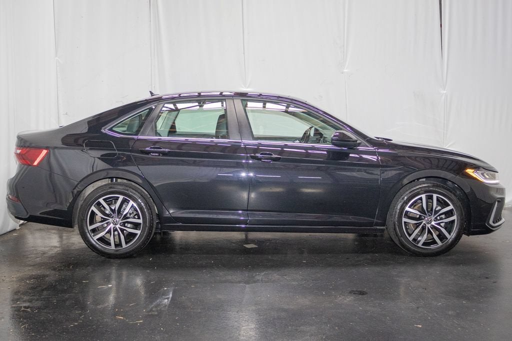2025 Volkswagen Jetta SE