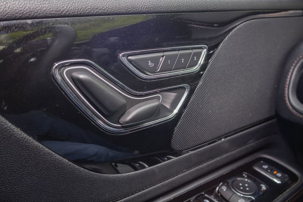 2023 Lincoln Aviator Standard