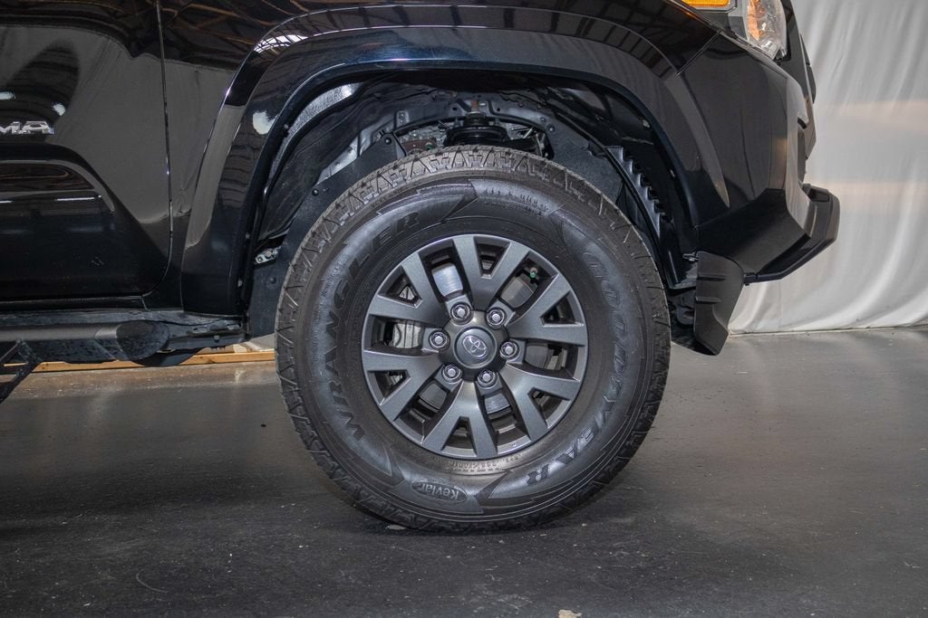 2021 Toyota Tacoma 2WD SR5