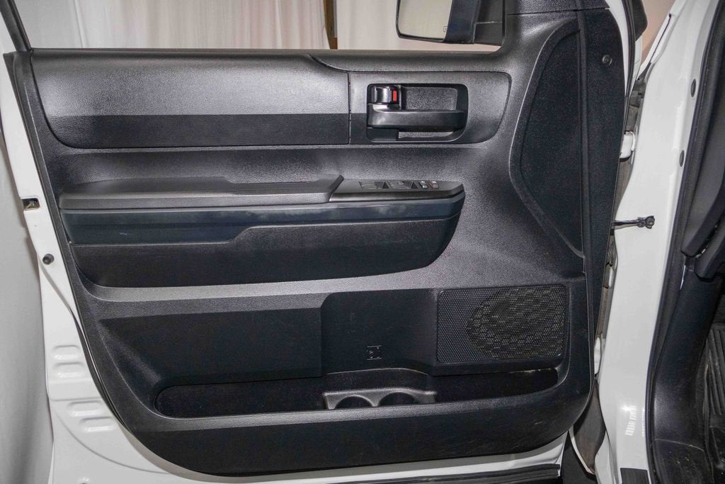 2017 Toyota Tundra 4WD SR