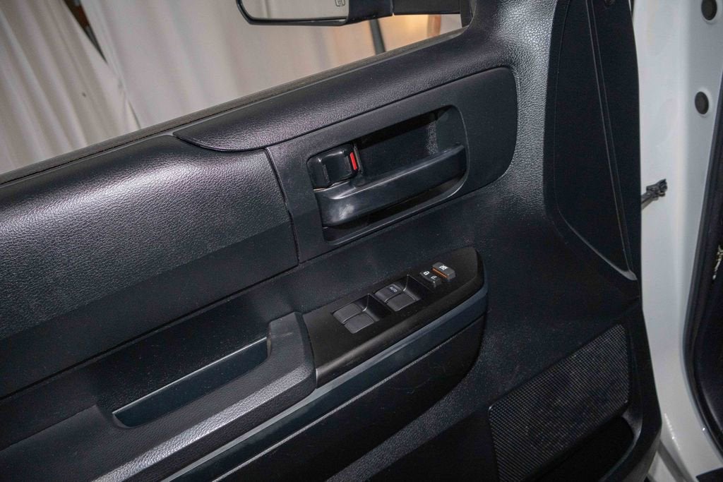 2017 Toyota Tundra 4WD SR