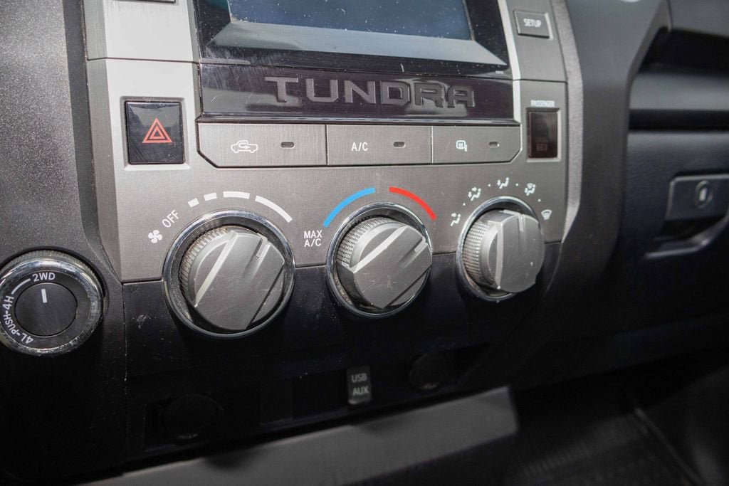 2017 Toyota Tundra 4WD SR