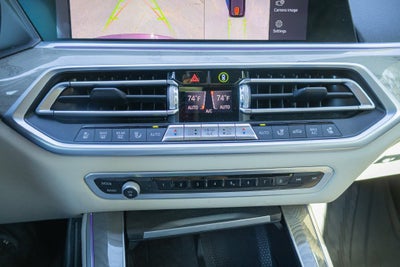 2021 BMW X5 M50i