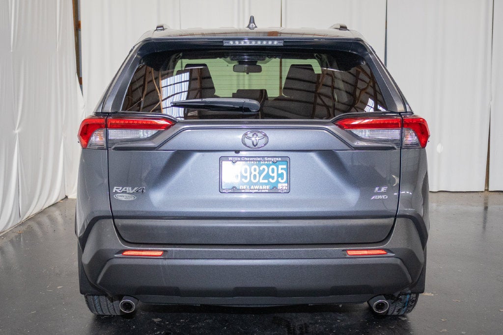 2020 Toyota RAV4 LE