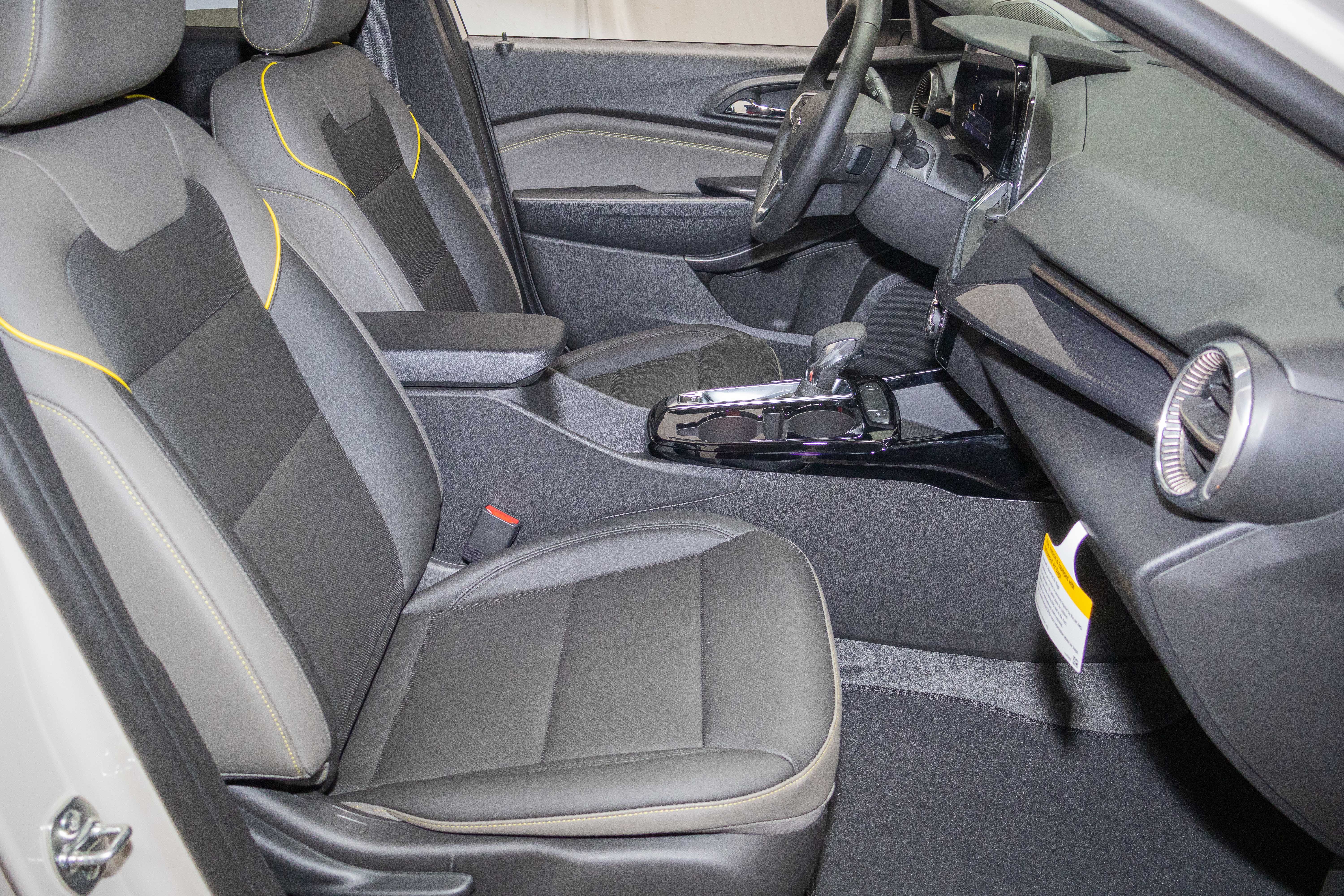 2026 Chevrolet Trax Activ - Photo 13