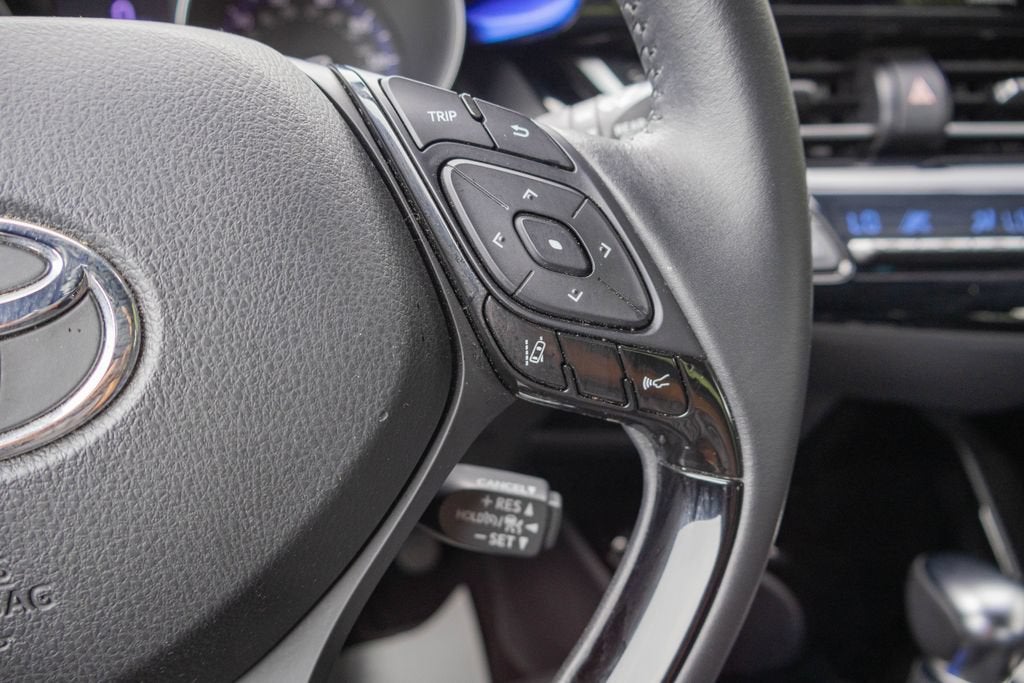 2020 Toyota C-HR LE