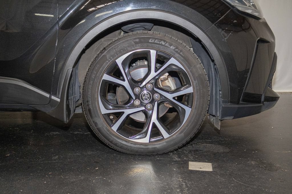2020 Toyota C-HR LE