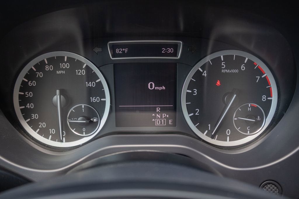 2017 INFINITI QX30 Luxury