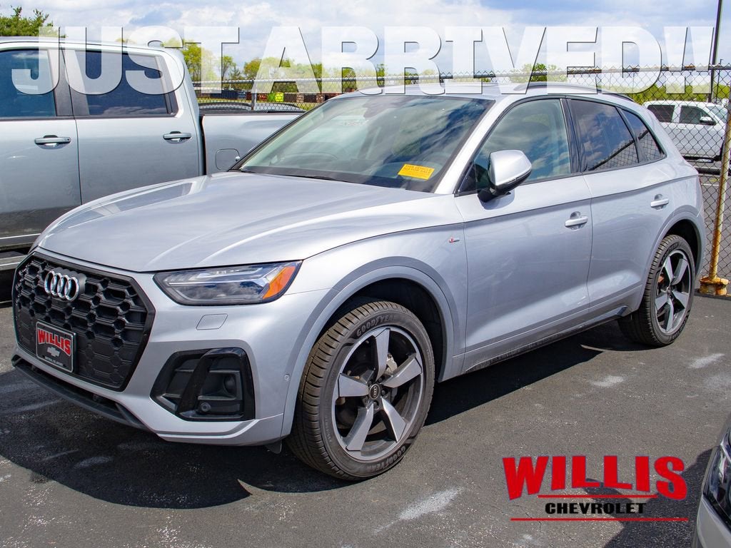 2023 Audi Q5 S line Prestige