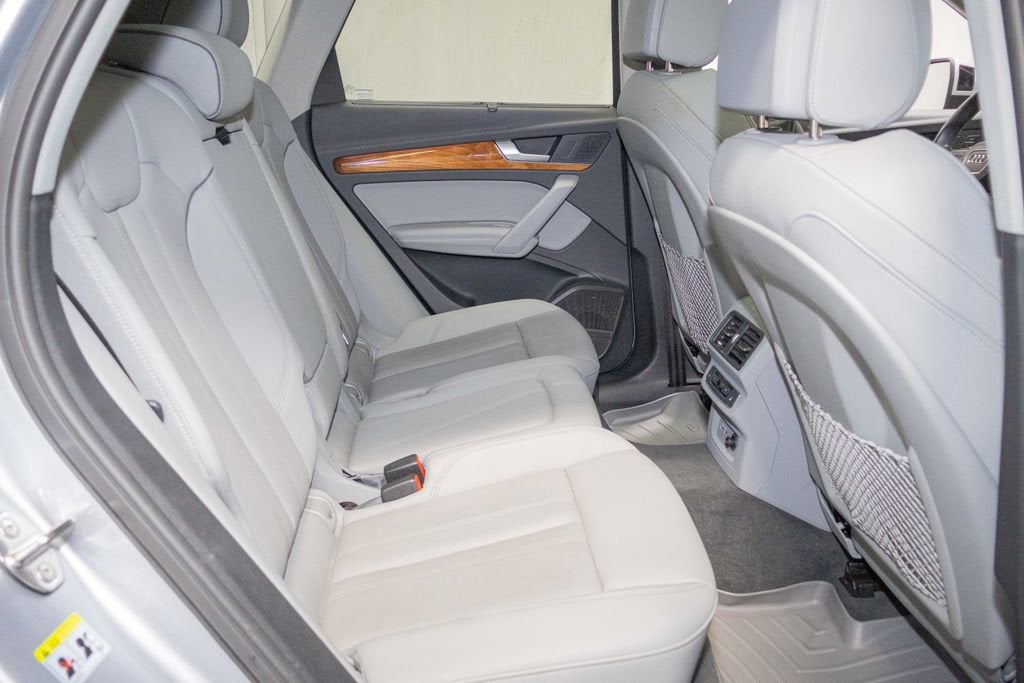 2023 Audi Q5 S line Prestige