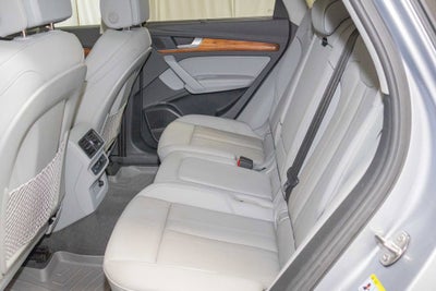 2023 Audi Q5 S line Prestige
