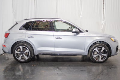 2023 Audi Q5 S line Prestige