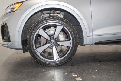 2023 Audi Q5 S line Prestige