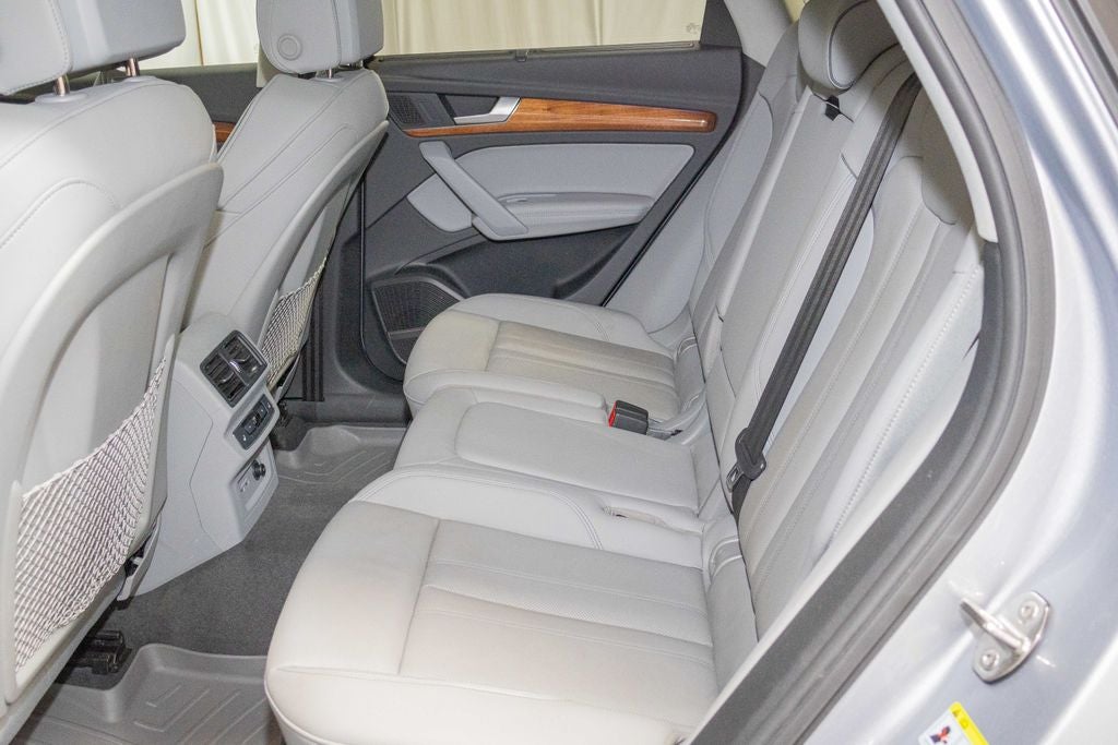 2023 Audi Q5 S line Prestige
