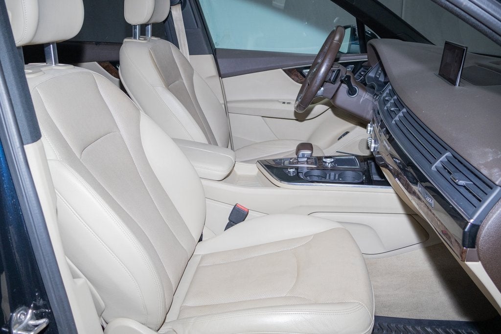 2017 Audi Q7 Premium Plus