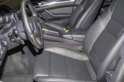 2015 Porsche Panamera 4