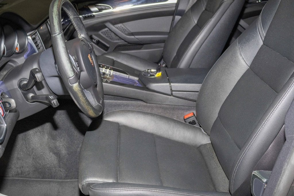 2015 Porsche Panamera 4