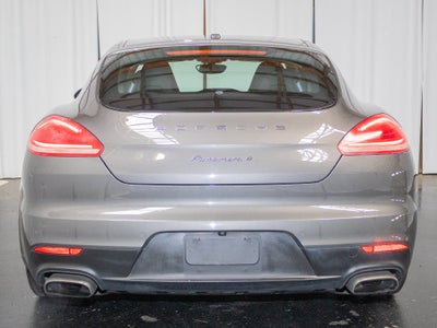 2015 Porsche Panamera 4