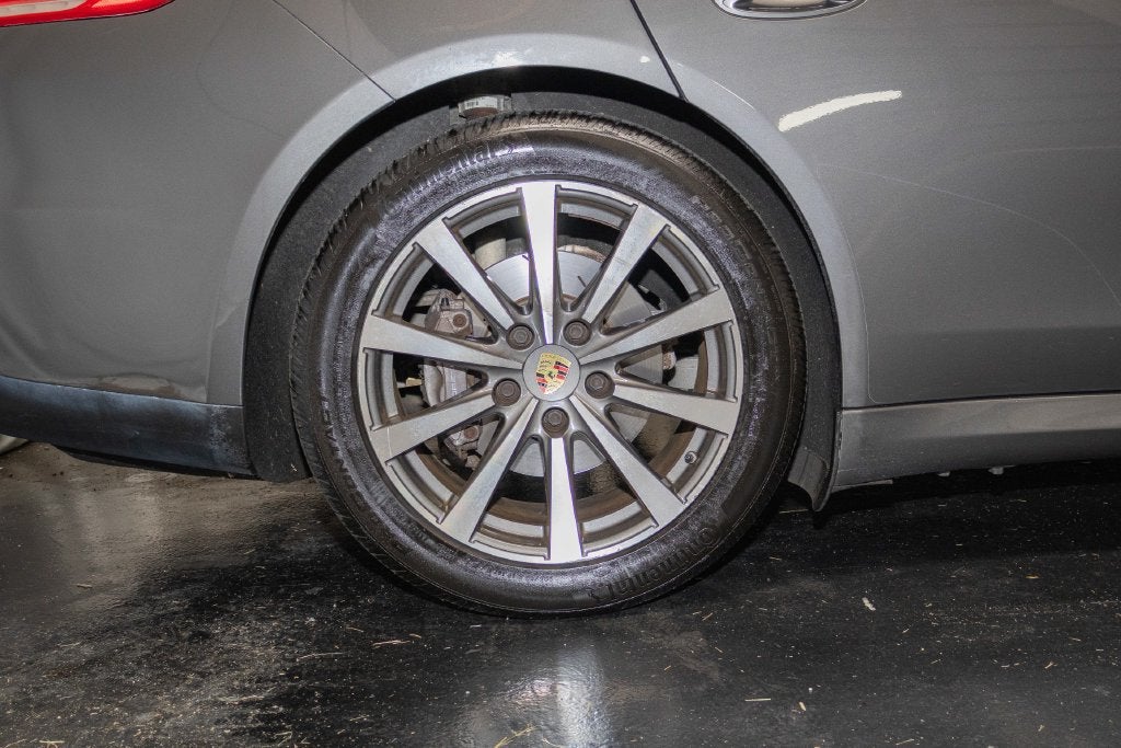 2015 Porsche Panamera 4