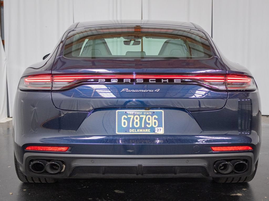 2023 Porsche Panamera Base