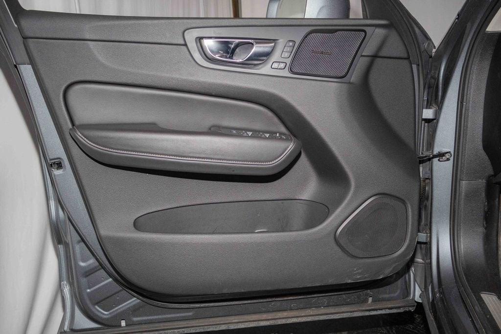 2021 Volvo XC60 Inscription