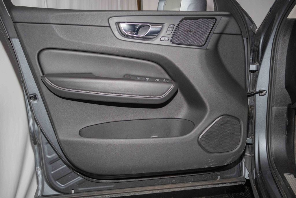 2021 Volvo XC60 Inscription