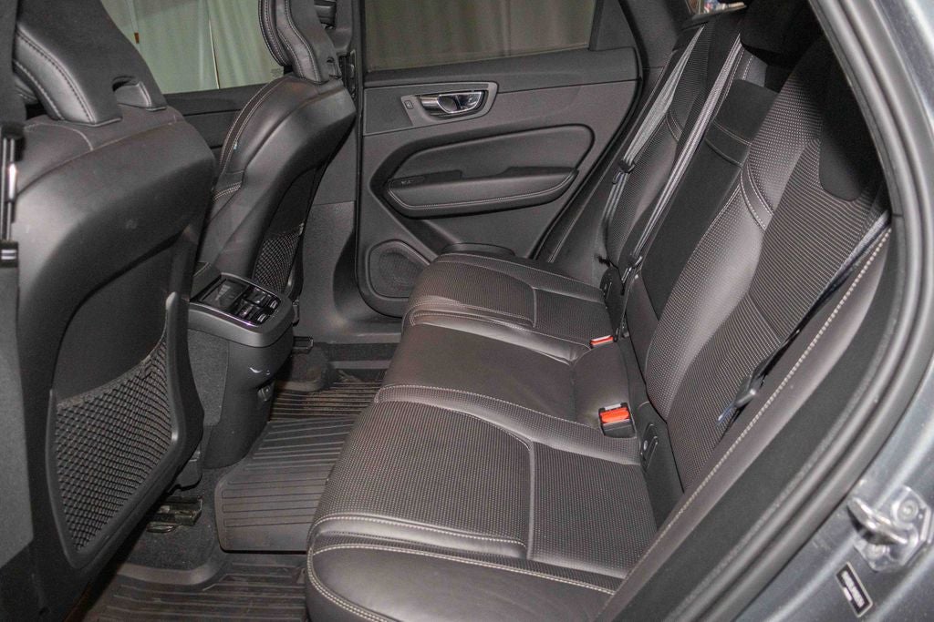 2021 Volvo XC60 Inscription