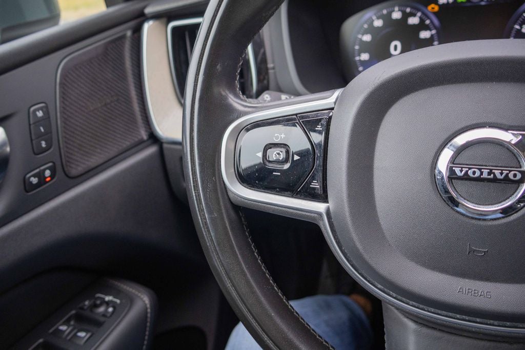 2021 Volvo XC60 Inscription